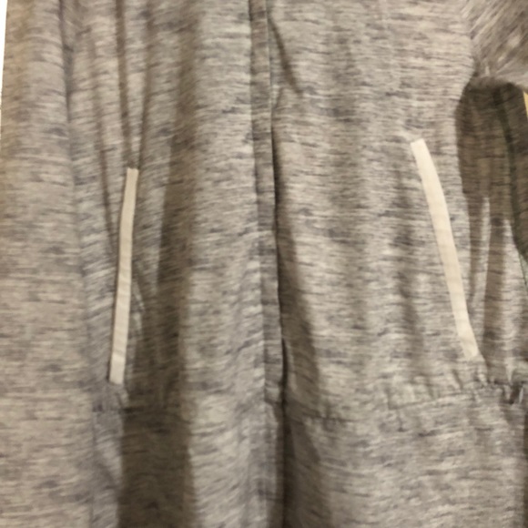 Lululemon Jacket - Picture 3 of 4